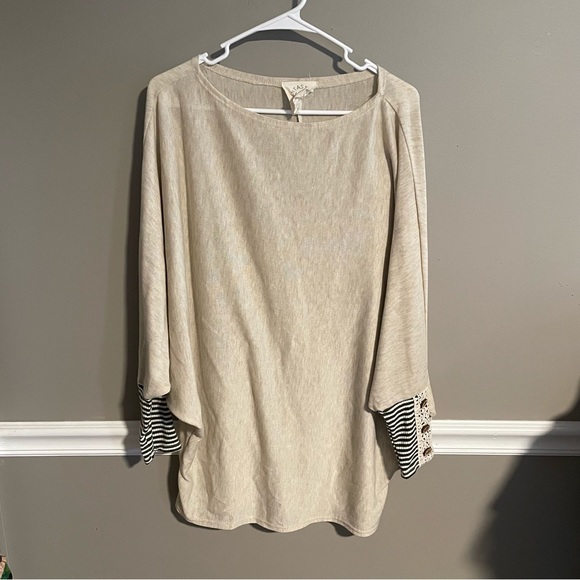 ⭐️4 for $10⭐️Slouchy Oversized Tunic Blouse. - Picture 2 of 8
